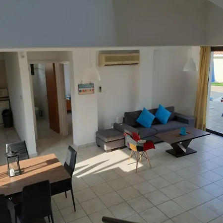 Waves 1 Villa